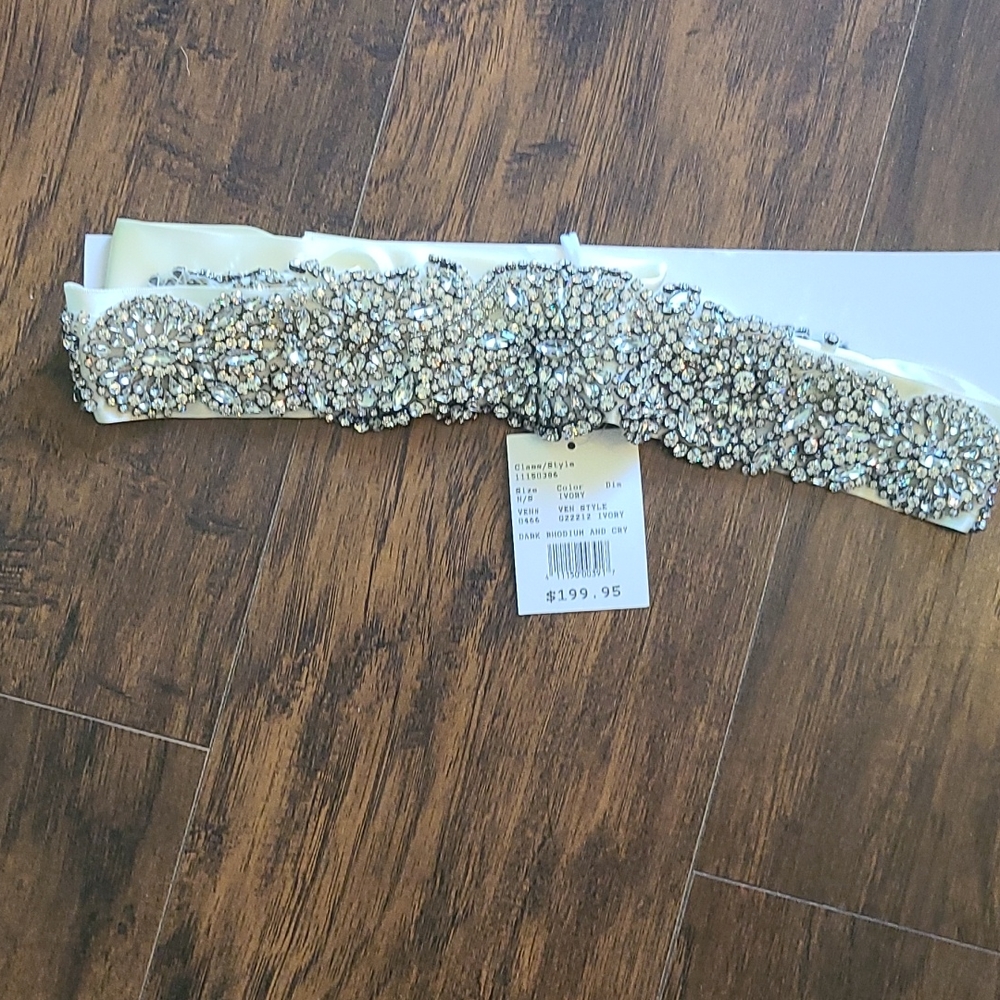 Davids bridal wedding dress belt